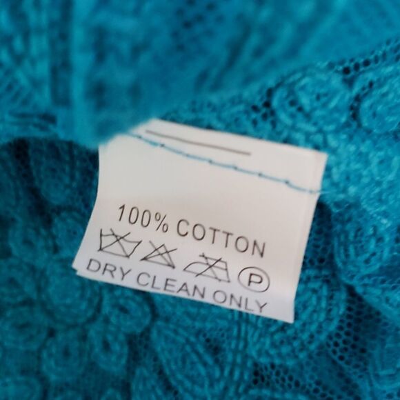 Renjo women's sheer embroidered top - Picture 9 of 9